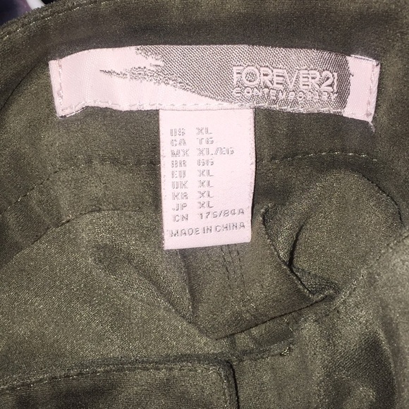 Forever 21 PLUS SIZE button down velvet skirt - Picture 3 of 3